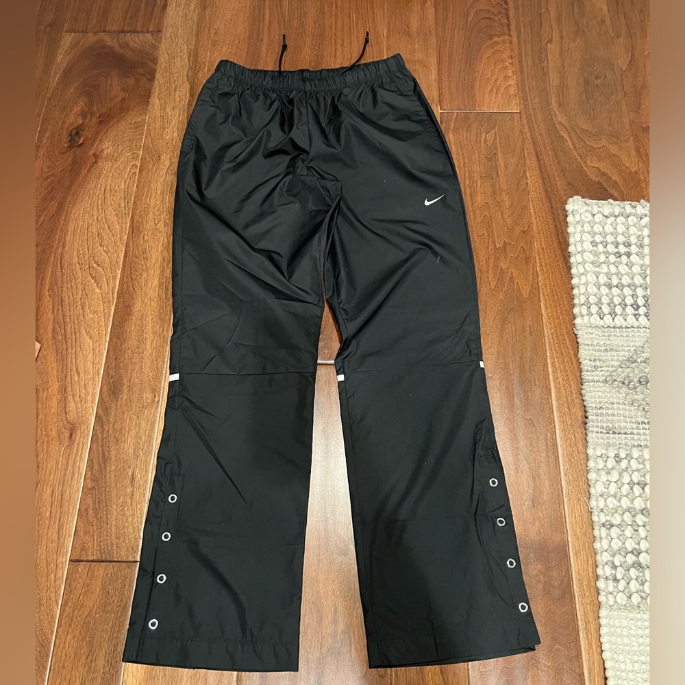 Nike black swoosh / wind pants size M - euc